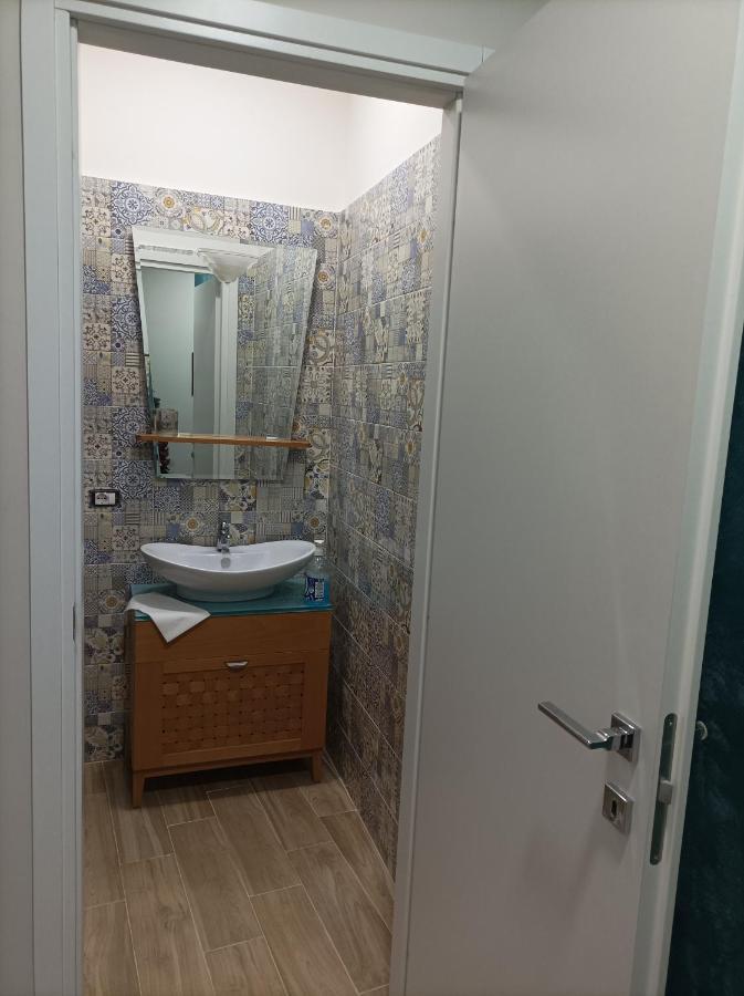 Отель Casa Di Raffaella Торре-Аннунциата Экстерьер фото